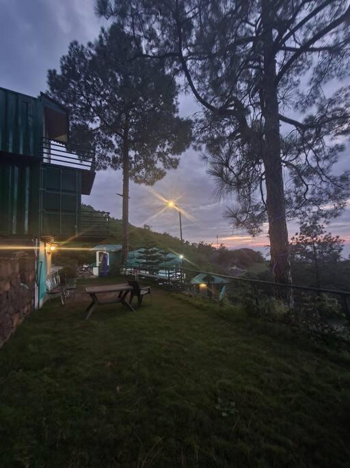 Kasauli Cascade A Cheerfull 4 Bedroom Challet Buitenkant foto