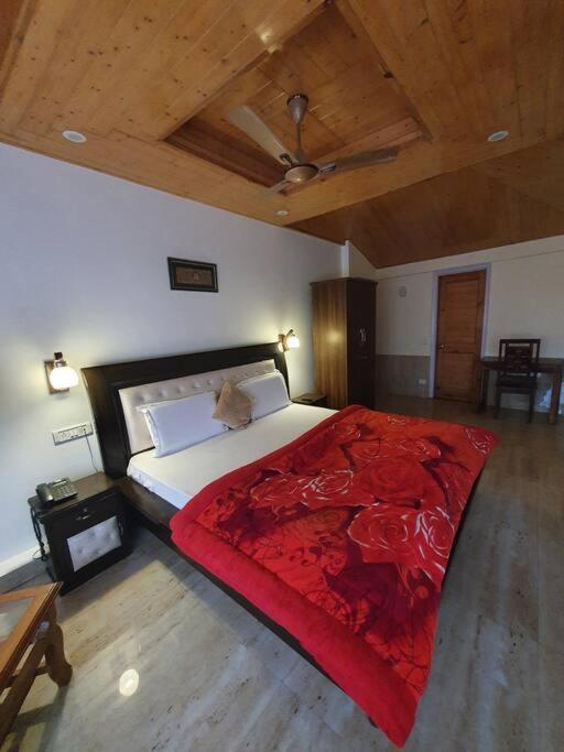 Kasauli Cascade A Cheerfull 4 Bedroom Challet Buitenkant foto