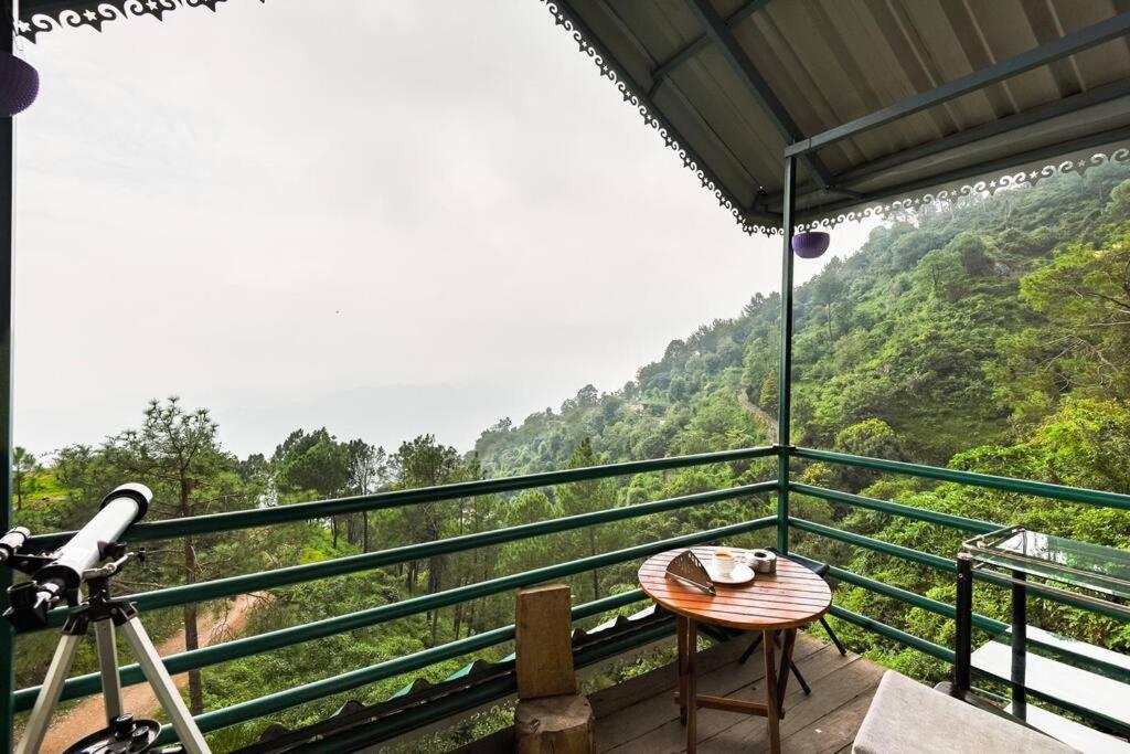 Kasauli Cascade A Cheerfull 4 Bedroom Challet Buitenkant foto