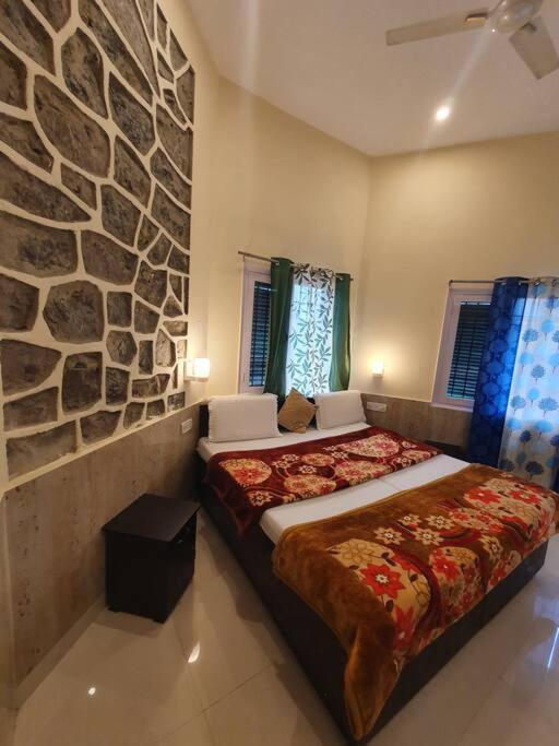 Kasauli Cascade A Cheerfull 4 Bedroom Challet Buitenkant foto