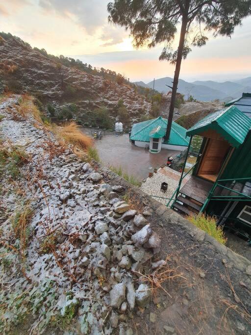 Kasauli Cascade A Cheerfull 4 Bedroom Challet Buitenkant foto